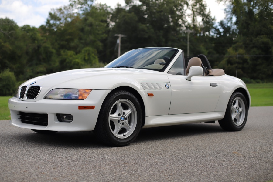 1999 BMW Z3 Z3 2dr Roadster 2.5L, available for sale in North Salem, New York | Meccanic Shop North Inc. North Salem, New York 1999 BMW Z3 Z3 2dr Roadster 2.5L, available for sale in North Salem, New York | Meccanic Shop North Inc. North Salem, New York
