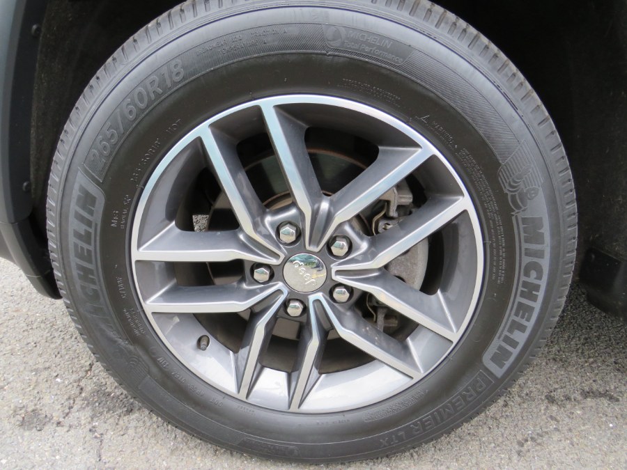 2018 Jeep Grand Cherokee Limited 4x4 4WD, available for sale in Middle Village, New York | Road Masters II INC. Middle Village, New York 2018 Jeep Grand Cherokee Limited 4x4 4WD, available for sale in Middle Village, New York | Road Masters II INC. Middle Village, New York
