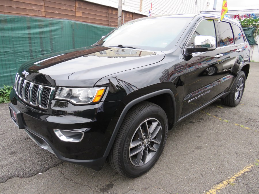 2018 Jeep Grand Cherokee Limited 4x4 4WD, available for sale in Middle Village, New York | Road Masters II INC. Middle Village, New York 2018 Jeep Grand Cherokee Limited 4x4 4WD, available for sale in Middle Village, New York | Road Masters II INC. Middle Village, New York