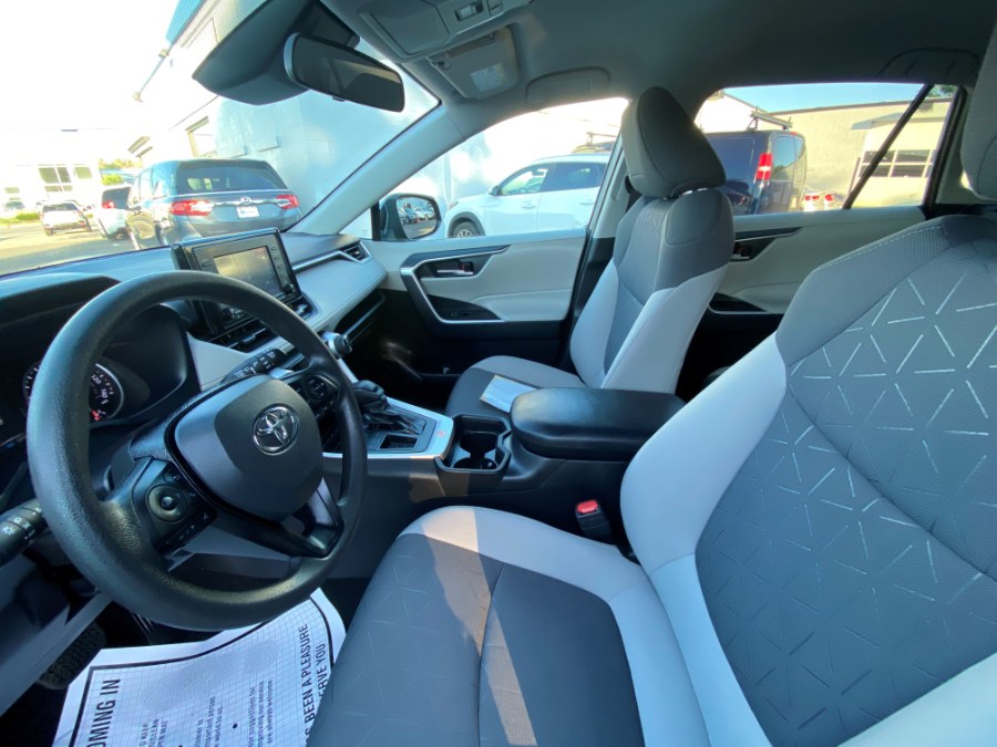 Used Toyota RAV4 XLE FWD (Natl) 2021 | Inman Motors Sales. Medford, Massachusetts Used Toyota RAV4 XLE FWD (Natl) 2021 | Inman Motors Sales. Medford, Massachusetts