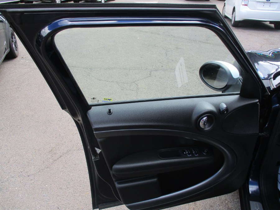 Used MINI Cooper Countryman AWD 4dr S ALL4 2013 | Cos Central Auto. Meriden, Connecticut Used MINI Cooper Countryman AWD 4dr S ALL4 2013 | Cos Central Auto. Meriden, Connecticut