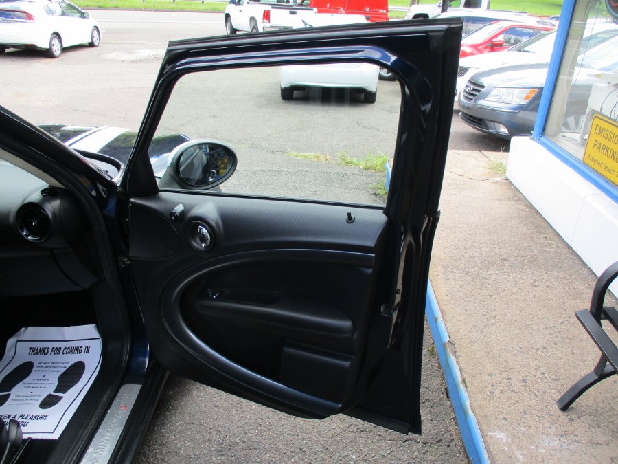 Used MINI Cooper Countryman AWD 4dr S ALL4 2013 | Cos Central Auto. Meriden, Connecticut Used MINI Cooper Countryman AWD 4dr S ALL4 2013 | Cos Central Auto. Meriden, Connecticut