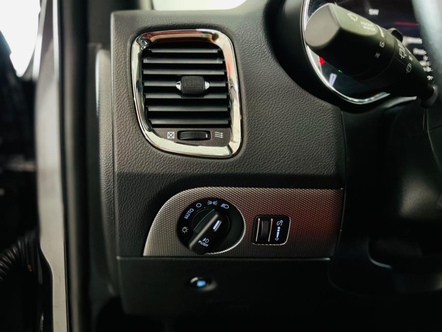 Used Dodge Durango R/T AWD 2019 | Luxury Motor Club. Franklin Square, New York Used Dodge Durango R/T AWD 2019 | Luxury Motor Club. Franklin Square, New York