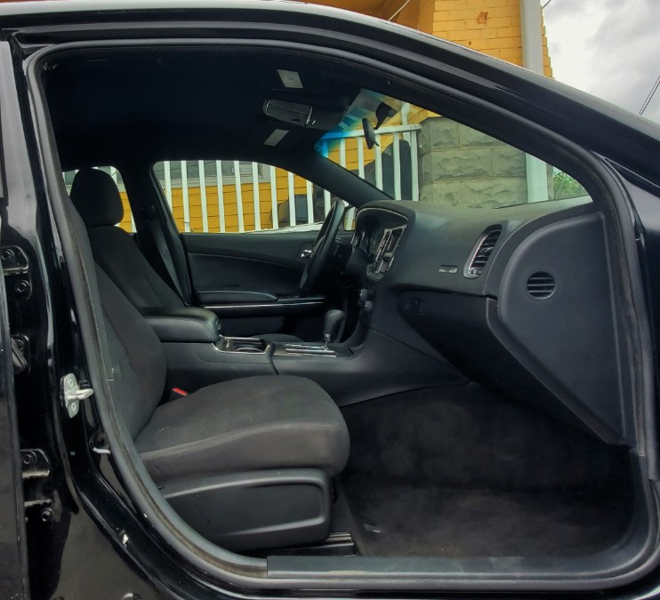 2014 Dodge Charger 4dr Sdn SE RWD, available for sale in Temple Hills, Maryland | Temple Hills Used Car. Temple Hills, Maryland 2014 Dodge Charger 4dr Sdn SE RWD, available for sale in Temple Hills, Maryland | Temple Hills Used Car. Temple Hills, Maryland
