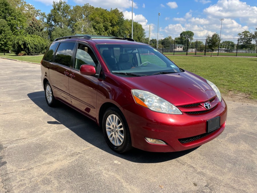 2007 Toyota Sienna 5dr 7-Passenger Van XLE FWD (Natl), available for sale in Lyndhurst, New Jersey | Cars With Deals. Lyndhurst, New Jersey