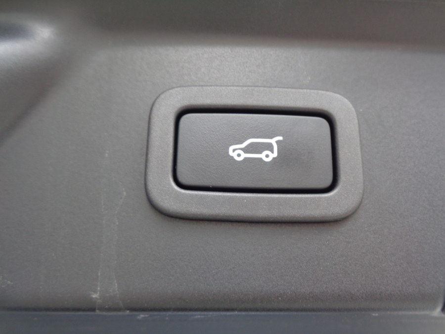 Used Land Rover Range Rover Velar D180 S 2018 | Top Speed Motors LLC. Jamaica, New York Used Land Rover Range Rover Velar D180 S 2018 | Top Speed Motors LLC. Jamaica, New York