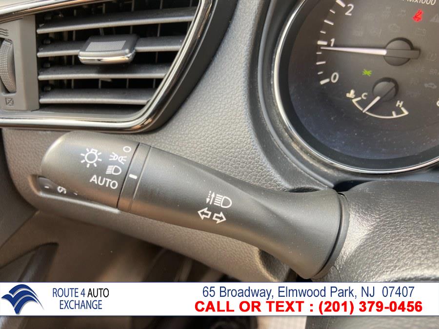 Used Nissan Rogue AWD SV 2018 | Route 4 Auto Exchange. Elmwood Park, New Jersey Used Nissan Rogue AWD SV 2018 | Route 4 Auto Exchange. Elmwood Park, New Jersey