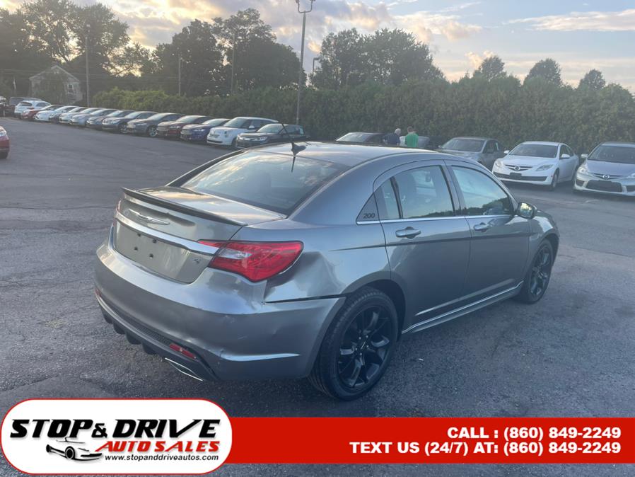 2013 Chrysler 200 4dr Sdn Limited, available for sale in East Windsor, Connecticut | Stop & Drive Auto Sales. East Windsor, Connecticut 2013 Chrysler 200 4dr Sdn Limited, available for sale in East Windsor, Connecticut | Stop & Drive Auto Sales. East Windsor, Connecticut