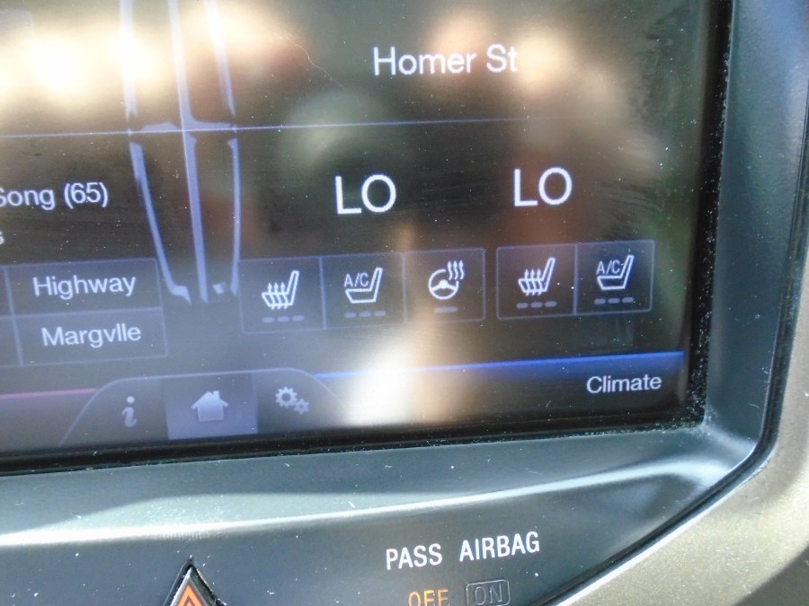 2014 Lincoln MKX AWD 4dr, available for sale in Waterbury, Connecticut | Jim Juliani Motors. Waterbury, Connecticut 2014 Lincoln MKX AWD 4dr, available for sale in Waterbury, Connecticut | Jim Juliani Motors. Waterbury, Connecticut