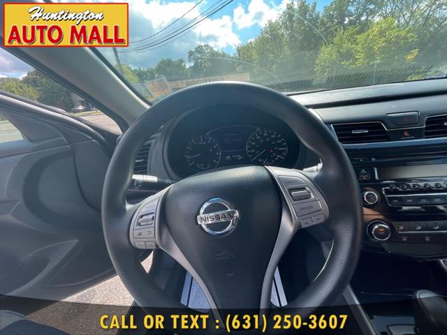 Used Nissan Altima 4dr Sdn I4 2.5 SV 2014 | Huntington Auto Mall. Huntington Station, New York Used Nissan Altima 4dr Sdn I4 2.5 SV 2014 | Huntington Auto Mall. Huntington Station, New York