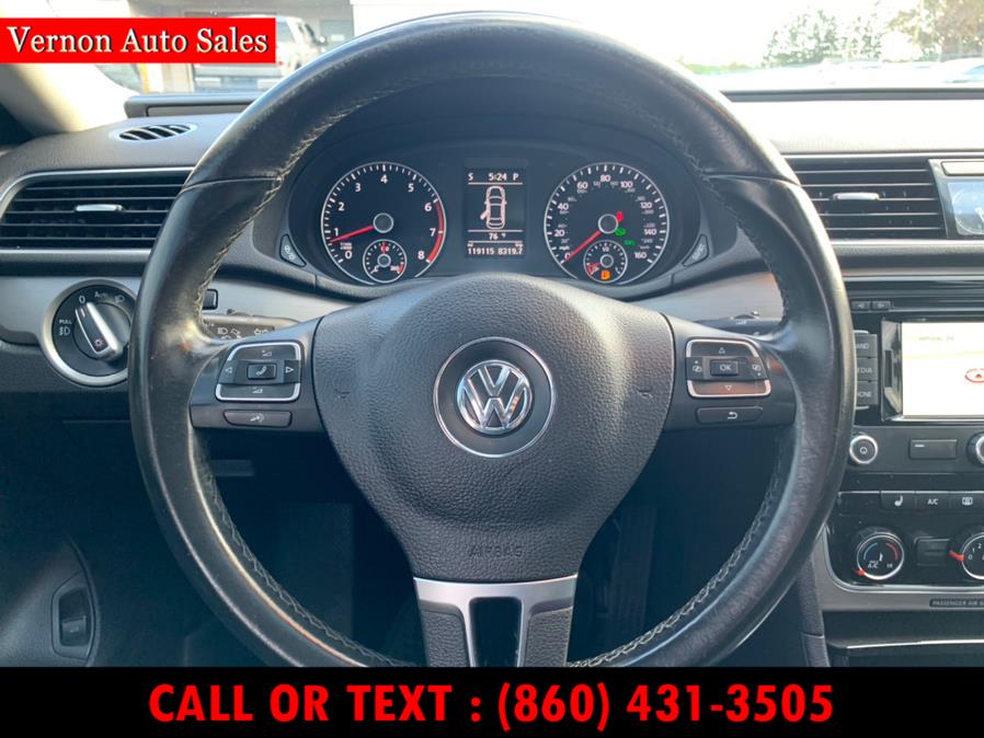 2015 Volkswagen Passat 4dr Sdn 1.8T Auto SE w/Sunroof & Nav PZEV, available for sale in Manchester, Connecticut | Vernon Auto Sale & Service. Manchester, Connecticut 2015 Volkswagen Passat 4dr Sdn 1.8T Auto SE w/Sunroof & Nav PZEV, available for sale in Manchester, Connecticut | Vernon Auto Sale & Service. Manchester, Connecticut
