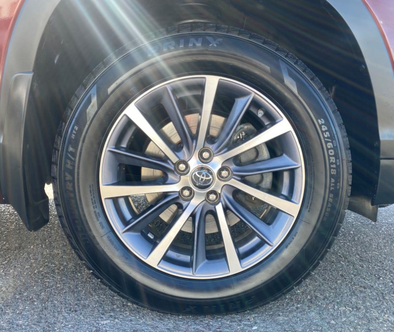 Used Toyota Highlander XLE V6 AWD (Natl) 2018 | Inman Motors Sales. Medford, Massachusetts Used Toyota Highlander XLE V6 AWD (Natl) 2018 | Inman Motors Sales. Medford, Massachusetts
