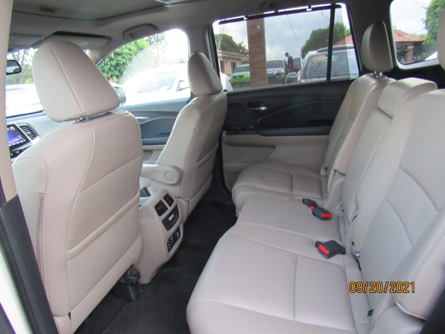 2016 Honda Pilot AWD 4dr EX-L w/RES, available for sale in San Francisco de Macoris Rd, Dominican Republic | Hilario Auto Import. San Francisco de Macoris Rd, Dominican Republic 2016 Honda Pilot AWD 4dr EX-L w/RES, available for sale in San Francisco de Macoris Rd, Dominican Republic | Hilario Auto Import. San Francisco de Macoris Rd, Dominican Republic
