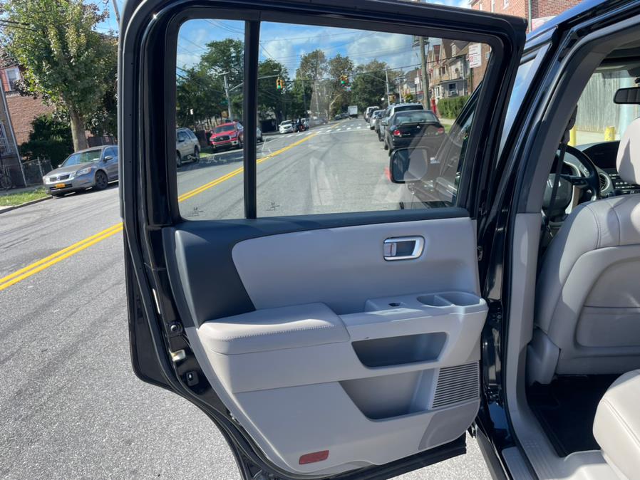 2013 Honda Pilot 4WD 4dr EX-L, available for sale in Brooklyn, New York | Worlds Best Auto Inc. Brooklyn, New York 2013 Honda Pilot 4WD 4dr EX-L, available for sale in Brooklyn, New York | Worlds Best Auto Inc. Brooklyn, New York