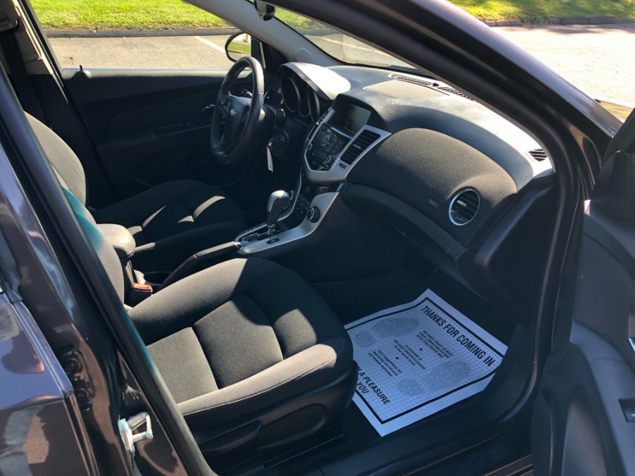 2015 Chevrolet Cruze 4dr Sdn Auto 1LT, available for sale in Hartford , Connecticut | Ledyard Auto Sale LLC. Hartford , Connecticut 2015 Chevrolet Cruze 4dr Sdn Auto 1LT, available for sale in Hartford , Connecticut | Ledyard Auto Sale LLC. Hartford , Connecticut