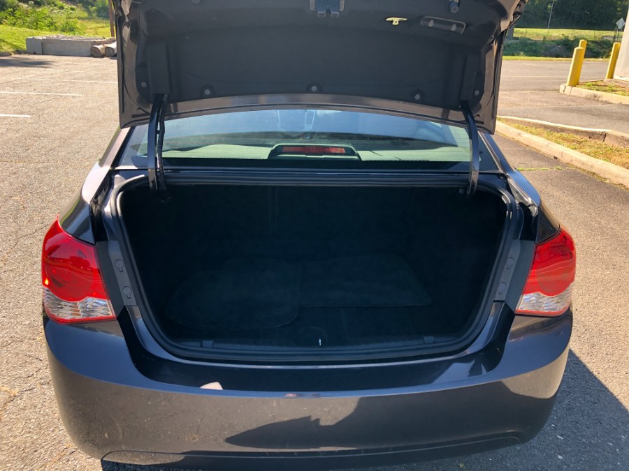 2015 Chevrolet Cruze 4dr Sdn Auto 1LT, available for sale in Hartford , Connecticut | Ledyard Auto Sale LLC. Hartford , Connecticut 2015 Chevrolet Cruze 4dr Sdn Auto 1LT, available for sale in Hartford , Connecticut | Ledyard Auto Sale LLC. Hartford , Connecticut