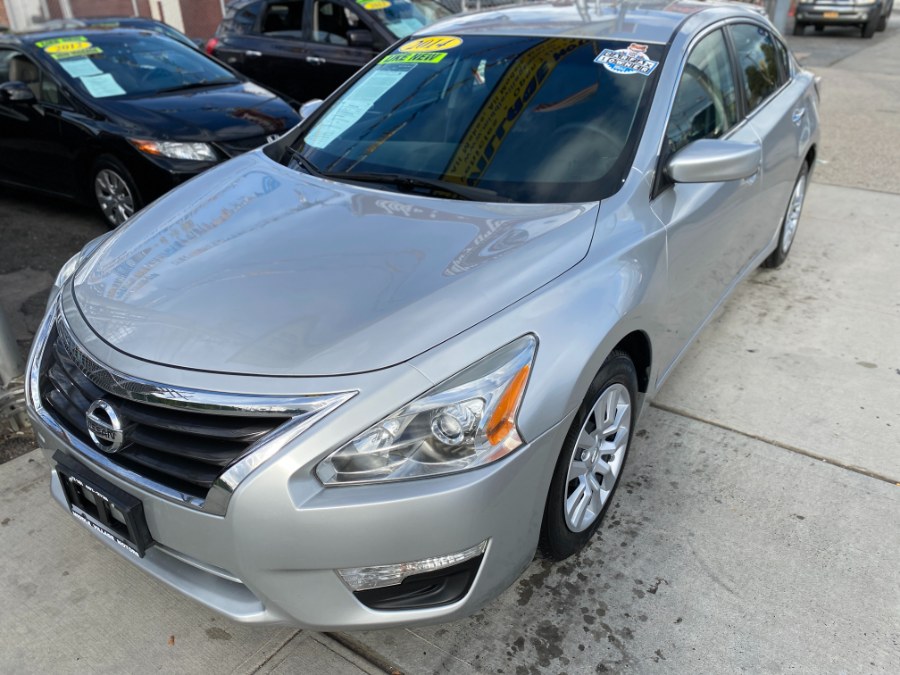 2014 Nissan Altima 4dr Sdn I4 2.5 SV, available for sale in Middle Village, New York | Middle Village Motors . Middle Village, New York