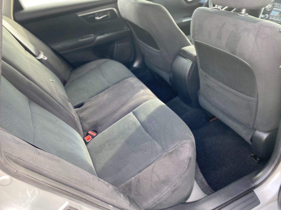 2014 Nissan Altima 4dr Sdn I4 2.5 SV, available for sale in Middle Village, New York | Middle Village Motors . Middle Village, New York 2014 Nissan Altima 4dr Sdn I4 2.5 SV, available for sale in Middle Village, New York | Middle Village Motors . Middle Village, New York