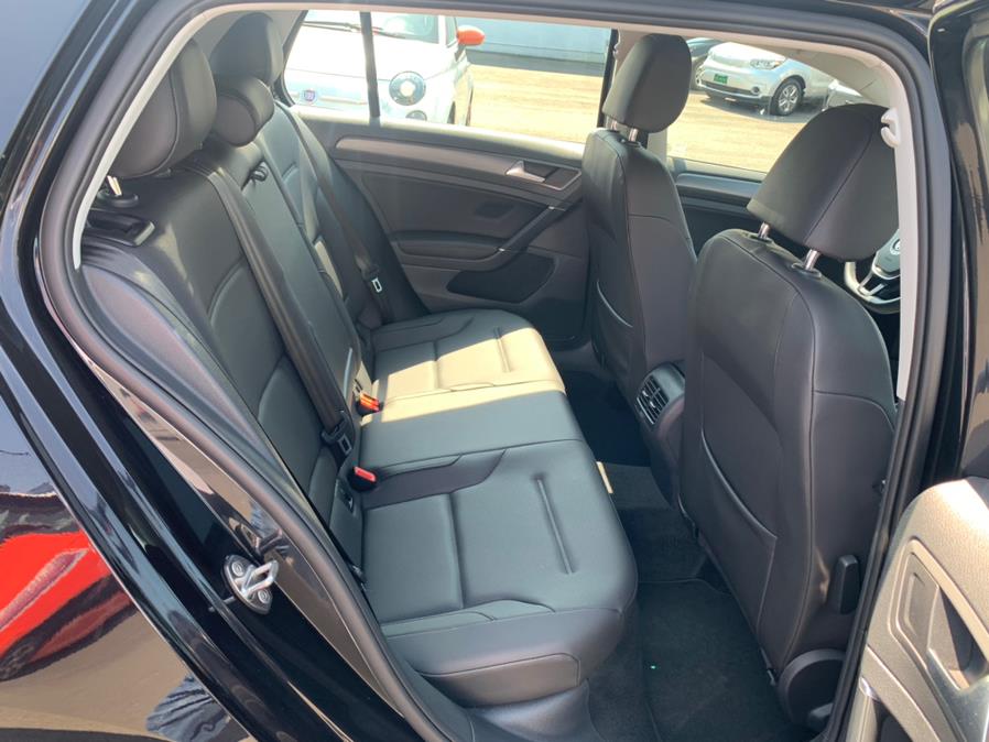 Used Volkswagen e-Golf SEL 2018 | Green Light Auto Wholesale. Daly City, California Used Volkswagen e-Golf SEL 2018 | Green Light Auto Wholesale. Daly City, California