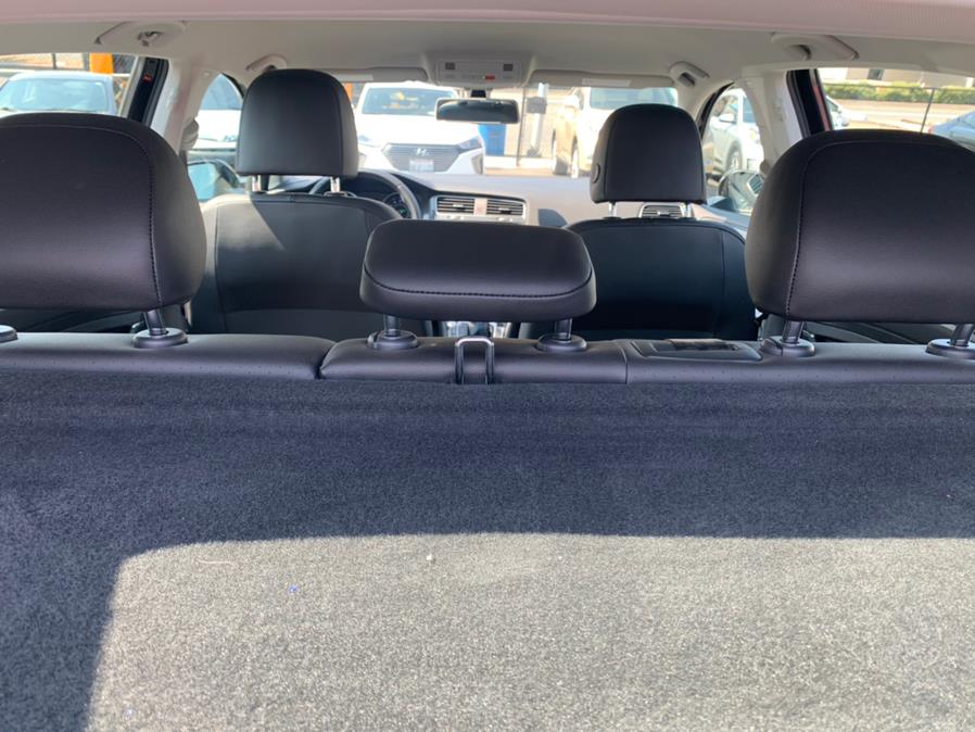 Used Volkswagen e-Golf SEL 2018 | Green Light Auto Wholesale. Daly City, California Used Volkswagen e-Golf SEL 2018 | Green Light Auto Wholesale. Daly City, California