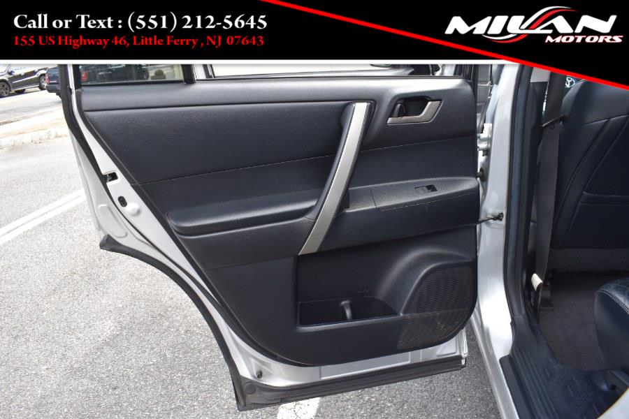 Used Toyota Highlander 4WD 4dr V6 SE 2011 | Milan Motors. Little Ferry , New Jersey Used Toyota Highlander 4WD 4dr V6 SE 2011 | Milan Motors. Little Ferry , New Jersey