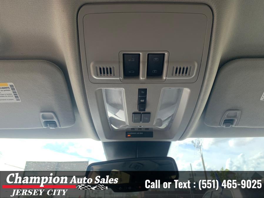 Used Cadillac SRX AWD 4dr Luxury Collection 2012 | Champion Auto Sales of JC. Jersey City, New Jersey Used Cadillac SRX AWD 4dr Luxury Collection 2012 | Champion Auto Sales of JC. Jersey City, New Jersey
