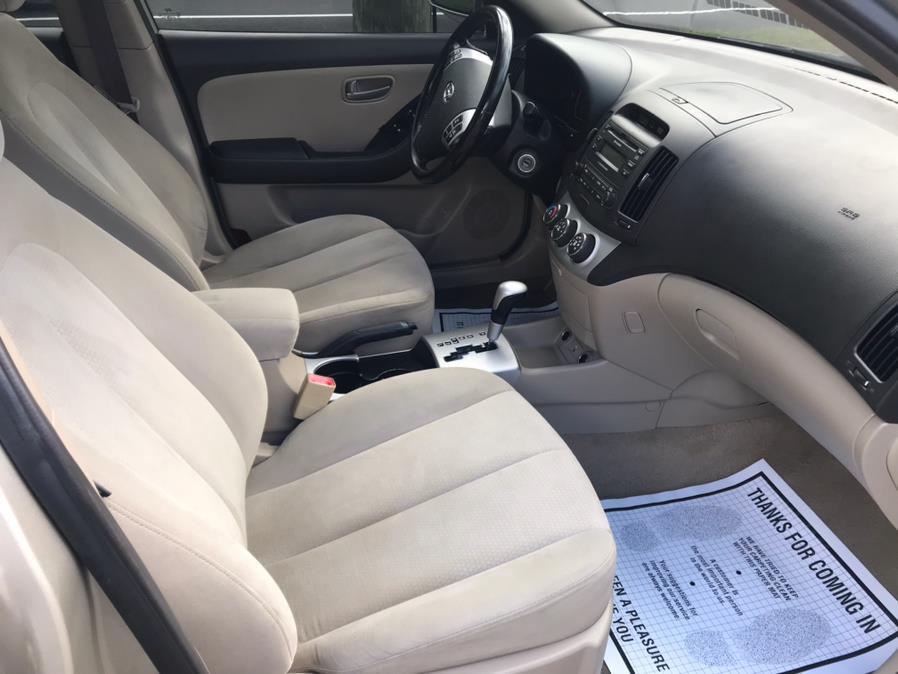 Used Hyundai Elantra 4dr Sdn Auto SE *Ltd Avail* 2007 | Main Auto of Berlin. Berlin, Connecticut Used Hyundai Elantra 4dr Sdn Auto SE *Ltd Avail* 2007 | Main Auto of Berlin. Berlin, Connecticut