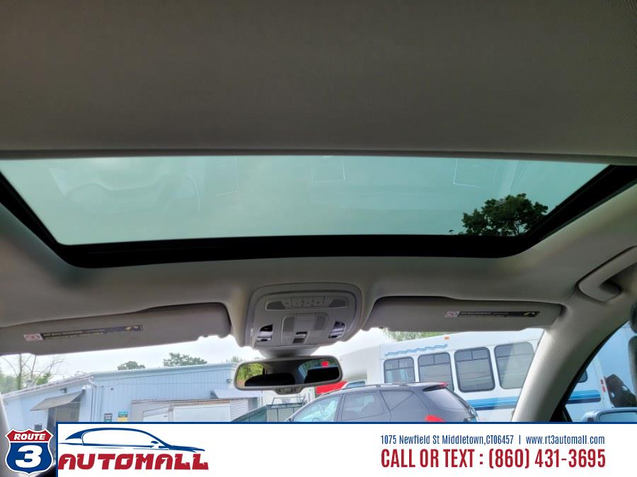 2012 Audi A8 4dr Sdn, available for sale in Middletown, Connecticut | RT 3 AUTO MALL LLC. Middletown, Connecticut 2012 Audi A8 4dr Sdn, available for sale in Middletown, Connecticut | RT 3 AUTO MALL LLC. Middletown, Connecticut