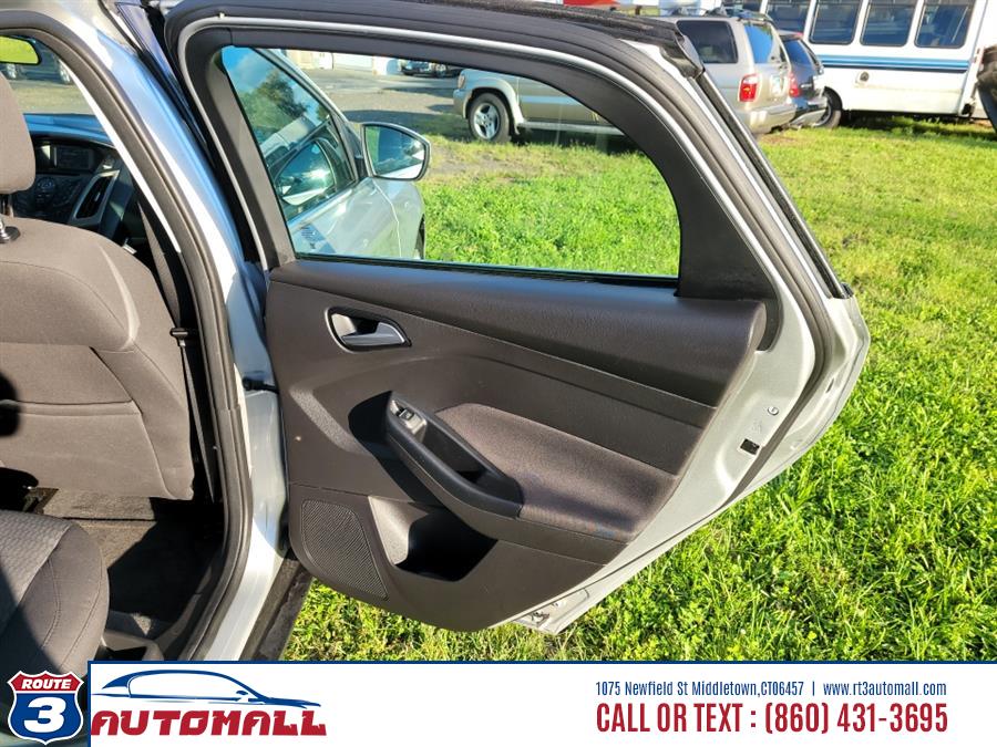 2012 Ford Focus 5dr HB SEL, available for sale in Middletown, Connecticut | RT 3 AUTO MALL LLC. Middletown, Connecticut 2012 Ford Focus 5dr HB SEL, available for sale in Middletown, Connecticut | RT 3 AUTO MALL LLC. Middletown, Connecticut