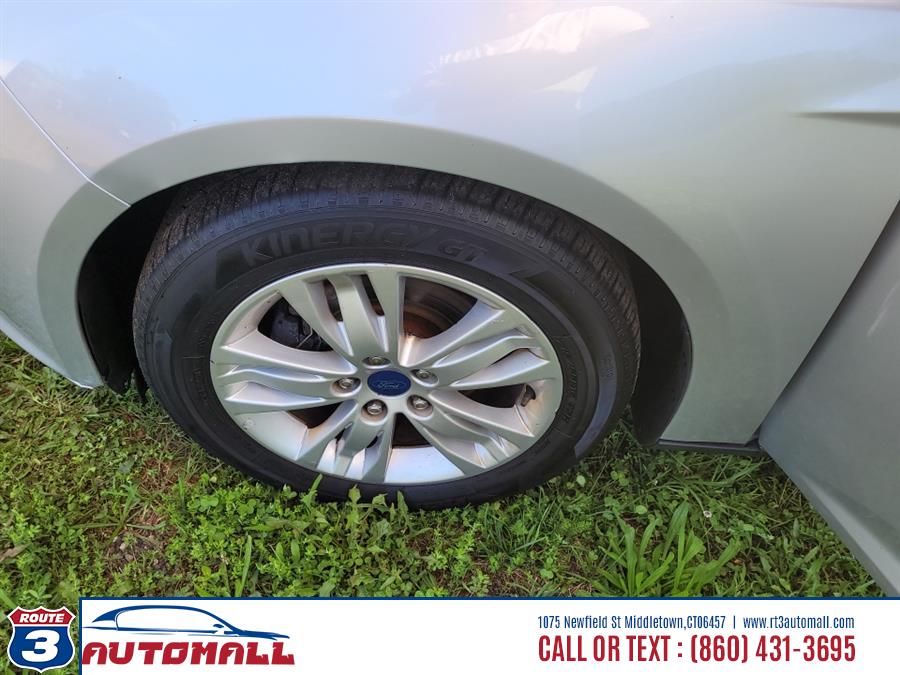 2012 Ford Focus 5dr HB SEL, available for sale in Middletown, Connecticut | RT 3 AUTO MALL LLC. Middletown, Connecticut 2012 Ford Focus 5dr HB SEL, available for sale in Middletown, Connecticut | RT 3 AUTO MALL LLC. Middletown, Connecticut