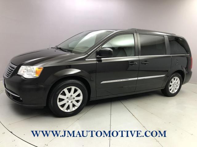Used Chrysler Town & Country 4dr Wgn Touring 2014 | J&M Automotive Sls&Svc LLC. Naugatuck, Connecticut Used Chrysler Town & Country 4dr Wgn Touring 2014 | J&M Automotive Sls&Svc LLC. Naugatuck, Connecticut