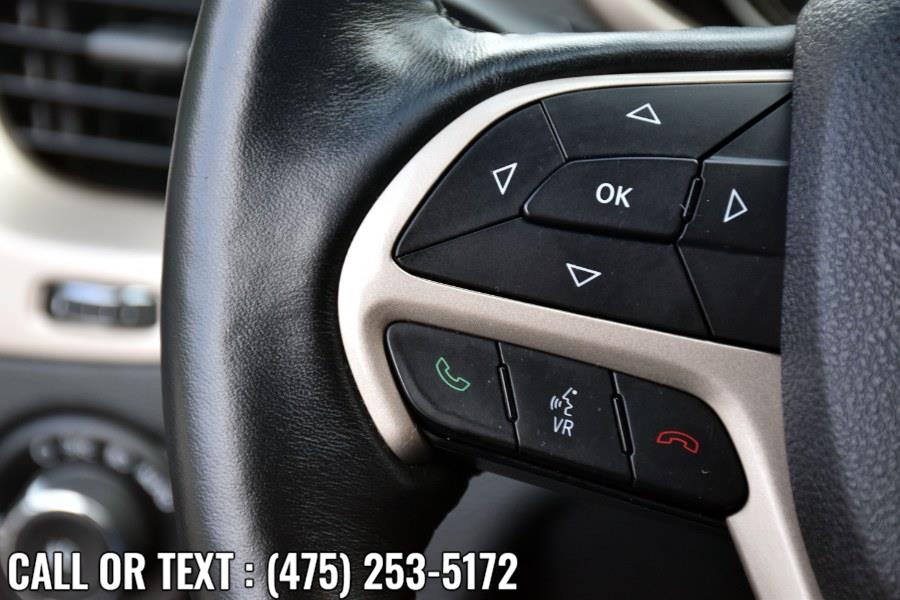 Used Jeep Cherokee 4WD 4dr Latitude 2016 | Highline Car Connection. Waterbury, Connecticut Used Jeep Cherokee 4WD 4dr Latitude 2016 | Highline Car Connection. Waterbury, Connecticut
