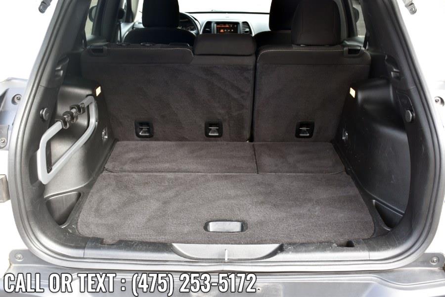 Used Jeep Cherokee 4WD 4dr Latitude 2016 | Highline Car Connection. Waterbury, Connecticut Used Jeep Cherokee 4WD 4dr Latitude 2016 | Highline Car Connection. Waterbury, Connecticut