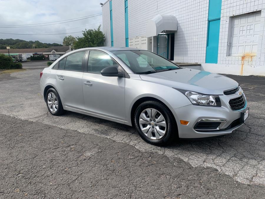 Used Chevrolet Cruze Limited 4dr Sdn Auto LS 2016 | Dealertown Auto Wholesalers. Milford, Connecticut Used Chevrolet Cruze Limited 4dr Sdn Auto LS 2016 | Dealertown Auto Wholesalers. Milford, Connecticut