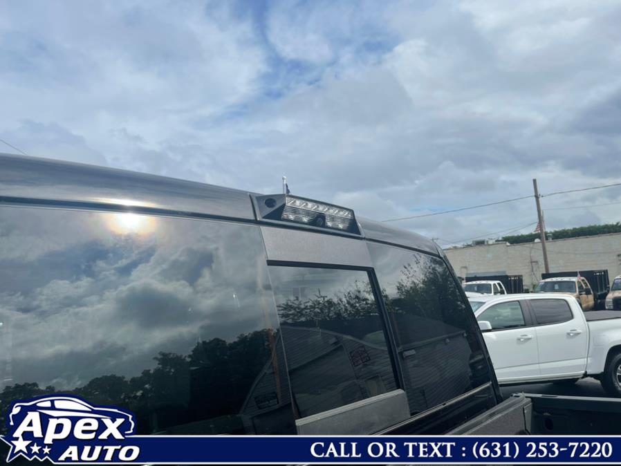 2018 RAM 2500 Big Horn 4x4 Crew Cab 8'' Box photo