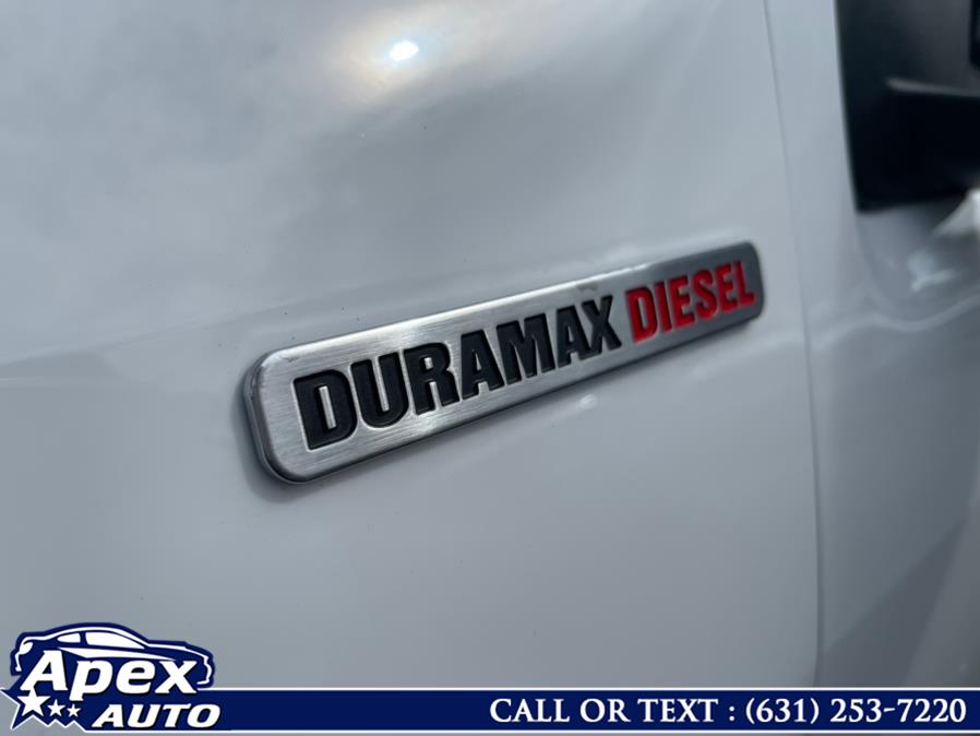 2017 Chevrolet Colorado 4WD Crew Cab 128.3" Z71, available for sale in Selden, New York | Apex Auto. Selden, New York 2017 Chevrolet Colorado 4WD Crew Cab 128.3" Z71, available for sale in Selden, New York | Apex Auto. Selden, New York