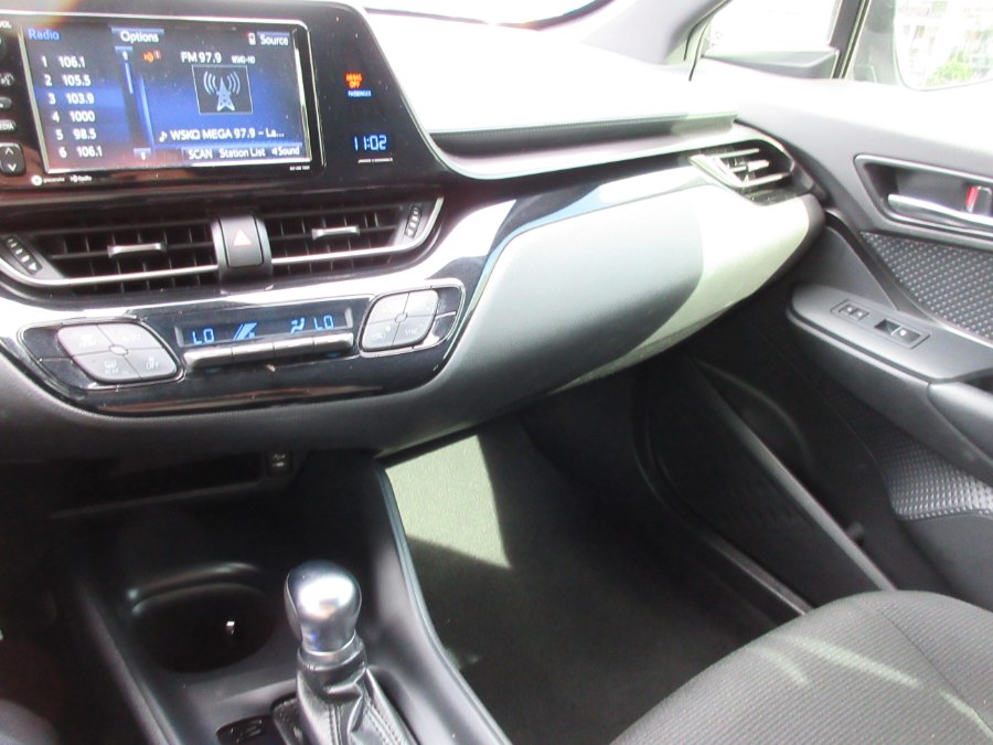 2018 Toyota C-HR XLE FWD (Natl), available for sale in Linden, New Jersey | Route 27 Auto Mall. Linden, New Jersey 2018 Toyota C-HR XLE FWD (Natl), available for sale in Linden, New Jersey | Route 27 Auto Mall. Linden, New Jersey
