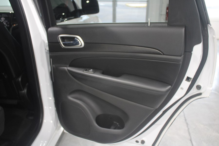 Used Jeep Grand Cherokee 4WD 4dr Laredo 2015 | Auto Gallery. Lodi, New Jersey Used Jeep Grand Cherokee 4WD 4dr Laredo 2015 | Auto Gallery. Lodi, New Jersey