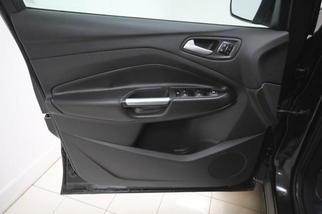 Used Ford Escape Titanium Edition 4WD w/ Navi & rearCam 2014 | Car Revolution. Maple Shade, New Jersey Used Ford Escape Titanium Edition 4WD w/ Navi & rearCam 2014 | Car Revolution. Maple Shade, New Jersey