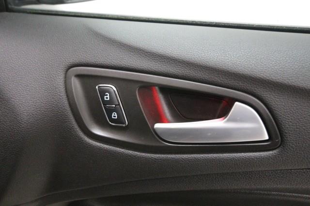 Used Ford Escape Titanium Edition 4WD w/ Navi & rearCam 2014 | Car Revolution. Maple Shade, New Jersey Used Ford Escape Titanium Edition 4WD w/ Navi & rearCam 2014 | Car Revolution. Maple Shade, New Jersey