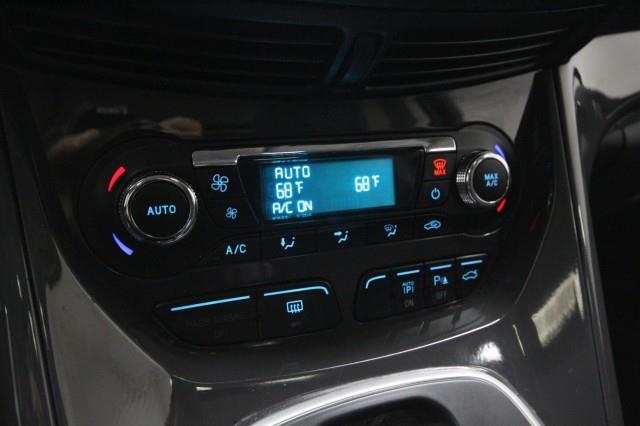 Used Ford Escape Titanium Edition 4WD w/ Navi & rearCam 2014 | Car Revolution. Maple Shade, New Jersey Used Ford Escape Titanium Edition 4WD w/ Navi & rearCam 2014 | Car Revolution. Maple Shade, New Jersey
