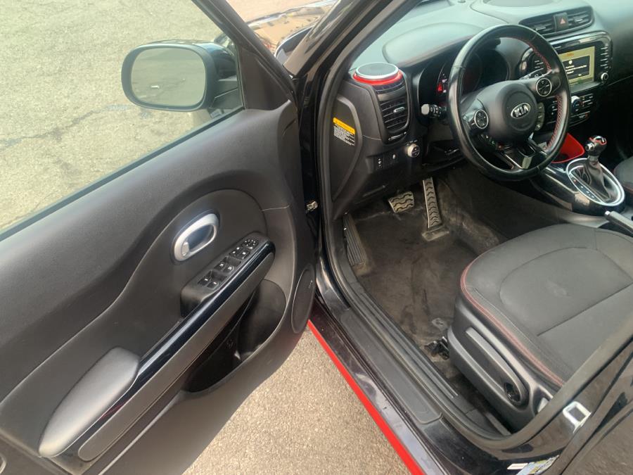 2015 Kia Soul 5dr Wgn Auto +, available for sale in Irvington , New Jersey | Auto Haus of Irvington Corp. Irvington , New Jersey 2015 Kia Soul 5dr Wgn Auto +, available for sale in Irvington , New Jersey | Auto Haus of Irvington Corp. Irvington , New Jersey