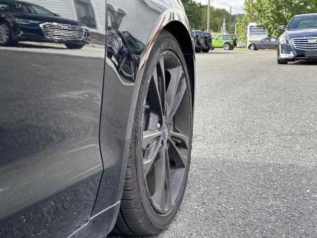 Used Ford Fusion Titanium 2017 | Blasius Federal Road. Brookfield, Connecticut Used Ford Fusion Titanium 2017 | Blasius Federal Road. Brookfield, Connecticut