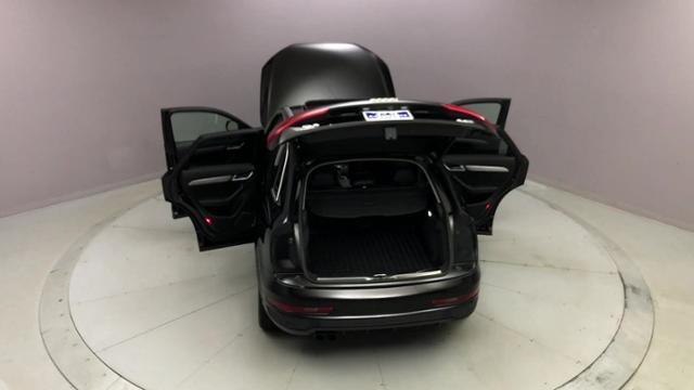 2016 Audi Q3 quattro 4dr Prestige, available for sale in Naugatuck, Connecticut | J&M Automotive Sls&Svc LLC. Naugatuck, Connecticut 2016 Audi Q3 quattro 4dr Prestige, available for sale in Naugatuck, Connecticut | J&M Automotive Sls&Svc LLC. Naugatuck, Connecticut