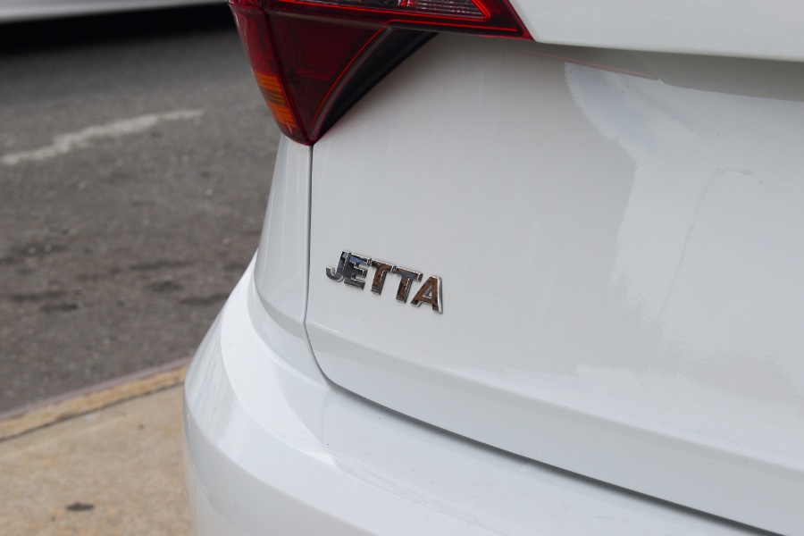 Used Volkswagen Jetta SEL Auto w/SULEV 2019 | Hillside Auto Mall Inc.. Jamaica, New York Used Volkswagen Jetta SEL Auto w/SULEV 2019 | Hillside Auto Mall Inc.. Jamaica, New York