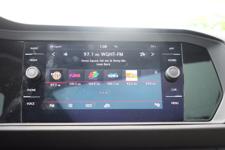 Used Volkswagen Jetta SEL Auto w/SULEV 2019 | Hillside Auto Mall Inc.. Jamaica, New York Used Volkswagen Jetta SEL Auto w/SULEV 2019 | Hillside Auto Mall Inc.. Jamaica, New York