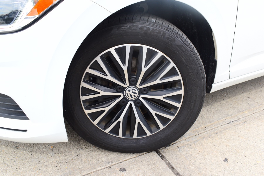 Used Volkswagen Jetta SEL Auto w/SULEV 2019 | Hillside Auto Mall Inc.. Jamaica, New York Used Volkswagen Jetta SEL Auto w/SULEV 2019 | Hillside Auto Mall Inc.. Jamaica, New York