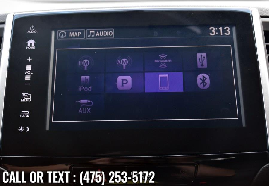 Used Honda Ridgeline RTL-T 4x4 Crew Cab 5.3'' Bed 2017 | Highline Car Connection. Waterbury, Connecticut Used Honda Ridgeline RTL-T 4x4 Crew Cab 5.3'' Bed 2017 | Highline Car Connection. Waterbury, Connecticut
