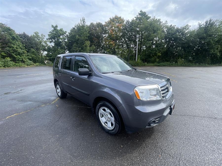 2014 Honda Pilot 4WD 4dr LX, available for sale in Stratford, Connecticut | Wiz Leasing Inc. Stratford, Connecticut