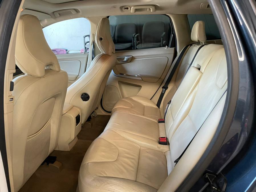 2011 Volvo XC60 FWD 4dr 3.2L, available for sale in Garden Grove, California | U Save Auto Auction. Garden Grove, California 2011 Volvo XC60 FWD 4dr 3.2L, available for sale in Garden Grove, California | U Save Auto Auction. Garden Grove, California